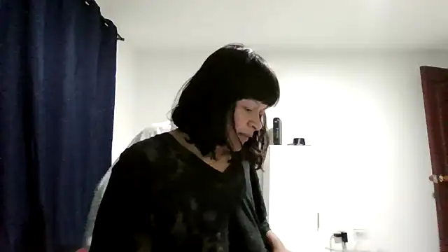 adri89-g online show from 05-03-26, 11:33