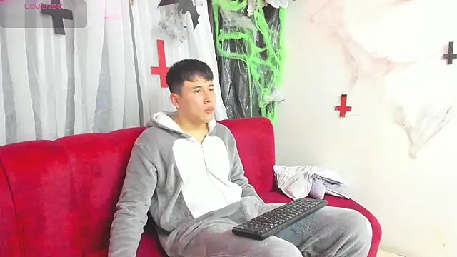 Nick Wolff online show from 10-28-25, 10:08