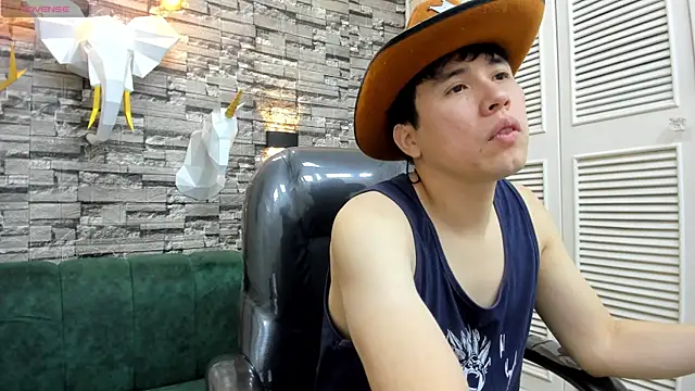 Nick Wolff online show from 11-22-25, 03:49