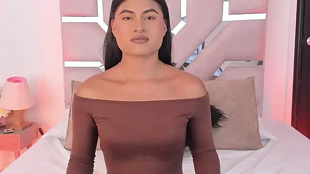 Michelle Narvaez online show from 07-18-26, 07:39