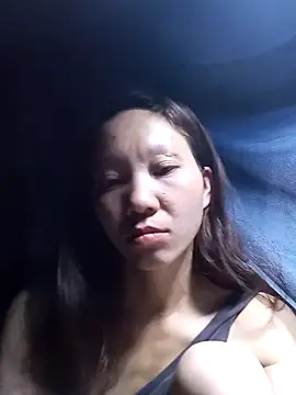 Snapshot of bonnie-00 chatting on 09-21-25, 05:36 bonnie-00 online show from 09-21-25, 05:36