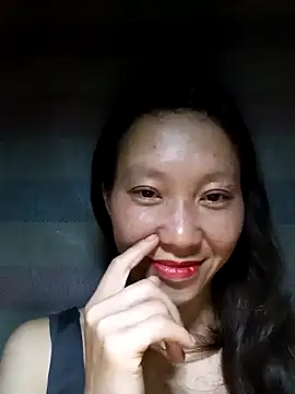 Snapshot of bonnie-00 chatting on 10-03-25, 04:59 bonnie-00 online show from 10-03-25, 04:59