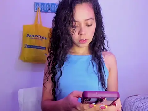 Snapshot of Annie_rosse1017 chatting on 02-26-26, 04:55 Annie rosse1017 online show from 02-26-26, 04:55