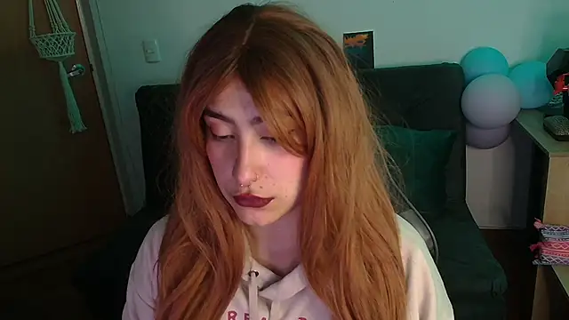 Snapshot of Miacatsito3 chatting on 11-25-25, 11:49 Miacatsito3 online show from 11-25-25, 11:49