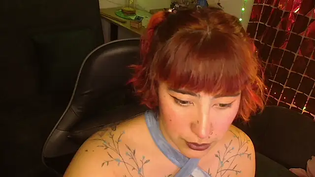 Miacatsito3 online show from 04-30-26, 01:56