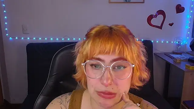 Miacatsito3 online show from 06-05-26, 06:52