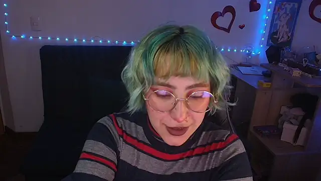 Miacatsito3 online show from 07-21-26, 02:25