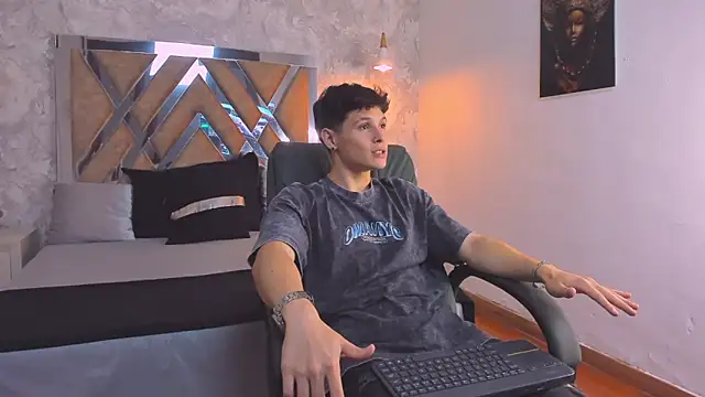 kraven lust online show from 12-18-25, 03:12