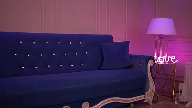 Snapshot of KatieHayes chatting on 02-05-26, 07:18 KatieHayes online show from 02-05-26, 07:18