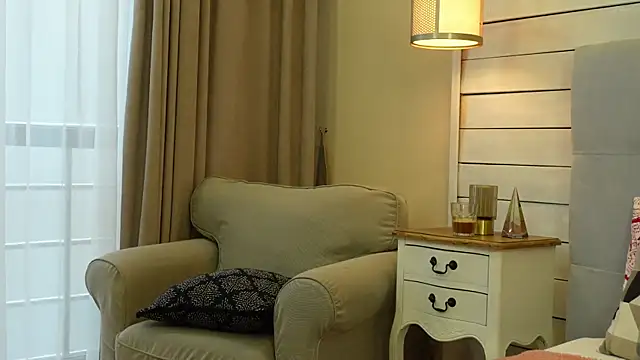 MyaMuse online show from 11-11-25, 08:25