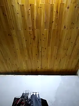 Snapshot of Dung_x chatting on 09-22-25, 01:46 Dung x online show from 09-22-25, 01:46