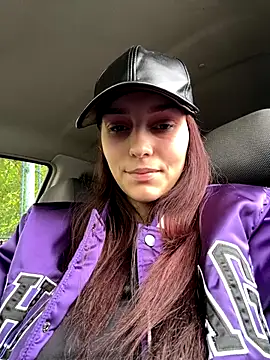 Snapshot of EllaBlowy chatting on 10-13-25, 08:03 EllaBlowy online show from 10-13-25, 08:03