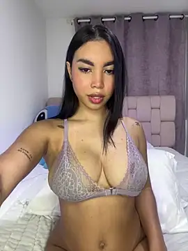 karolaalcendra online show from 12-21-25, 04:19