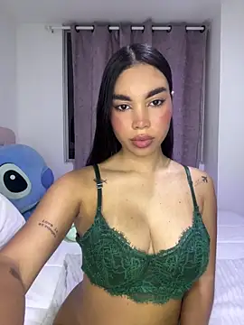 karolaalcendra online show from 02-13-26, 03:24