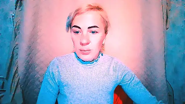 EmmaCat  online show from 10-06-25, 04:32