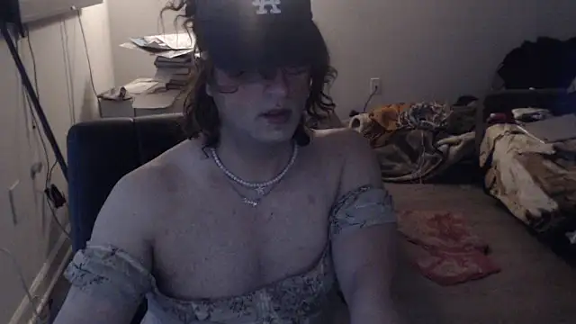 Snapshot of MyLilyDemon chatting on 01-11-26, 01:49 MyLilyDemon online show from 01-11-26, 01:49