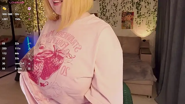 Snapshot of Aki_nohana chatting on 10-08-25, 05:21 Aki nohana online show from 10-08-25, 05:21