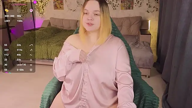 Snapshot of Aki_nohana chatting on 11-01-25, 11:34 Aki nohana online show from 11-01-25, 11:34