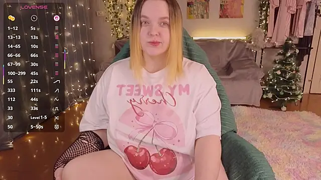 Snapshot of Aki_nohana chatting on 12-18-25, 06:25 Aki nohana online show from 12-18-25, 06:25