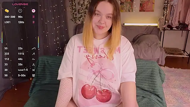 Snapshot of Aki_nohana chatting on 03-08-26, 08:12 Aki nohana online show from 03-08-26, 08:12