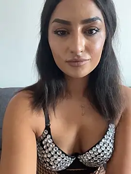 Mia spicyy online show from 11-05-25, 10:26