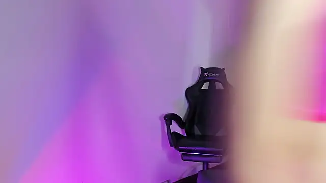 chiky williams online show from 09-20-25, 12:39