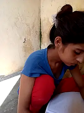 Snapshot of Saloni-Gupta chatting on 09-19-25, 05:20 Saloni-Gupta online show from 09-19-25, 05:20