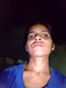 Snapshot of Saloni-Gupta chatting on 09-29-25, 06:24 Saloni-Gupta online show from 09-29-25, 06:24