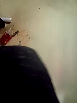 Snapshot of Saloni-Gupta chatting on 10-25-25, 05:48 Saloni-Gupta online show from 10-25-25, 05:48