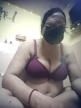 thehotlady online show from 07-22-26, 03:53