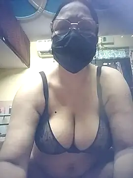 thehotlady online show from 07-23-26, 04:10