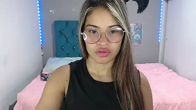Snapshot of mia_sexgirl chatting on 06-22-26, 12:13 mia sexgirl online show from 06-22-26, 12:13