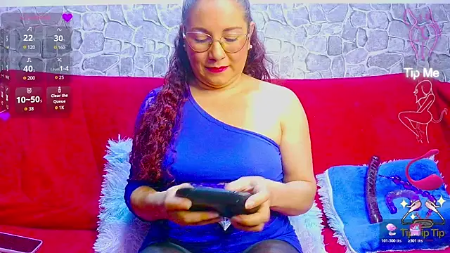 Snapshot of zamy_x chatting on 11-19-25, 02:00 zamy x online show from 11-19-25, 02:00