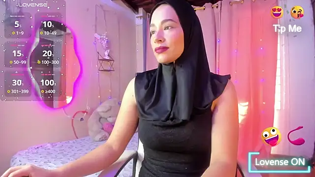 ShanaJamil online show from 12-05-25, 01:31