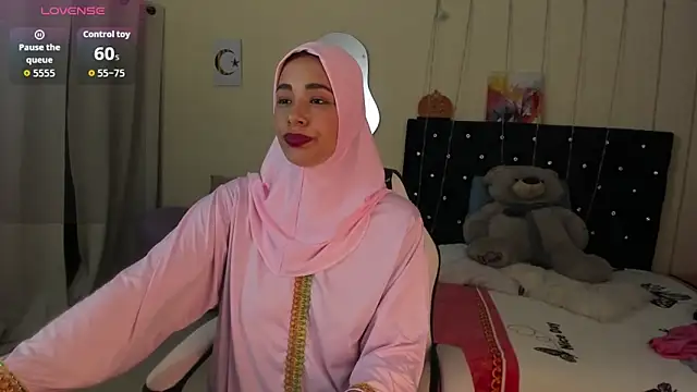 ShanaJamil online show from 04-09-26, 12:21