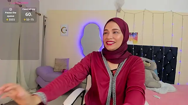 ShanaJamil online show from 04-28-26, 12:10