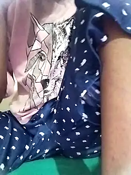 Snapshot of Rapunzal chatting on 10-30-25, 05:24 Rapunzal online show from 10-30-25, 05:24