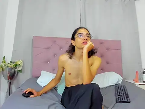 EthanBlackwoodd online show from 10-11-25, 08:13