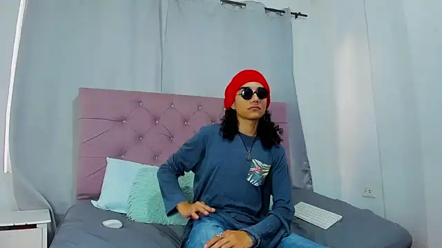 EthanBlackwoodd online show from 01-31-26, 08:07