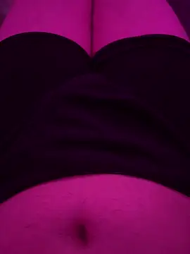 Snapshot of Shynando776 chatting on 03-25-26, 01:39 Shynando776 online show from 03-25-26, 01:39