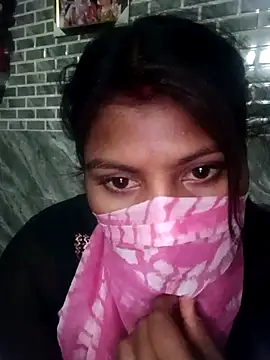 Snapshot of Angel_girl_star chatting on 10-27-25, 01:48 Angel girl star online show from 10-27-25, 01:48