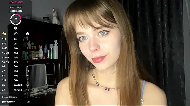 YourLittleElfie online show from 09-24-25, 03:26