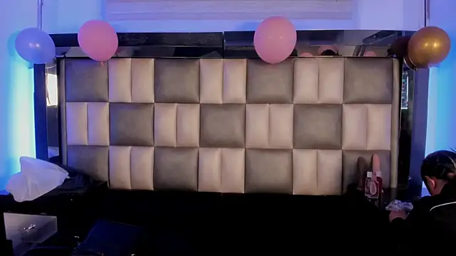 Snapshot of abbiecollins_js chatting on 11-21-25, 03:27 abbiecollins js online show from 11-21-25, 03:27