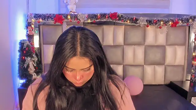 Snapshot of abbiecollins_js chatting on 12-04-25, 04:00 abbiecollins js online show from 12-04-25, 04:00