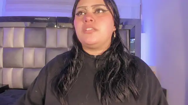 Snapshot of abbiecollins_js chatting on 01-09-26, 04:04 abbiecollins js online show from 01-09-26, 04:04