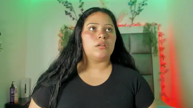 Snapshot of abbiecollins_js chatting on 03-06-26, 04:20 abbiecollins js online show from 03-06-26, 04:20