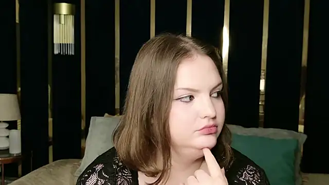 Snapshot of Vanessa_Rise chatting on 09-19-25, 12:34 Vanessa Rise online show from 09-19-25, 12:34