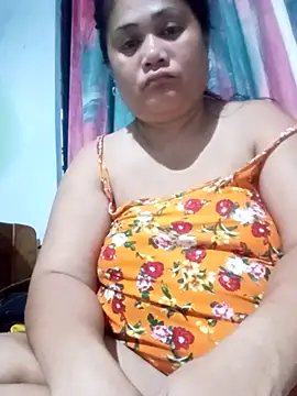 Snapshot of slutty_pinay12 chatting on 12-14-25, 02:44 slutty pinay12 online show from 12-14-25, 02:44