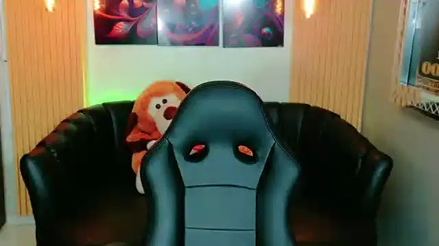 ElectrogoDdess online show from 10-04-25, 10:13