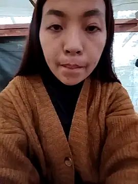 Snapshot of -Miu-98 chatting on 12-04-25, 12:31 -Miu-98 online show from 12-04-25, 12:31